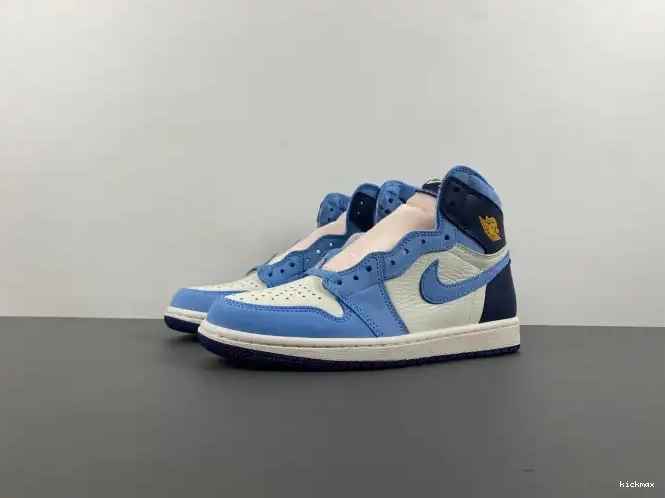 Cheap MAX Jordan 1 WMNS FD2596-400 OG Air Flight in High First 0617